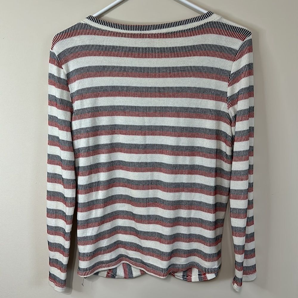 ModCloth Twist Front Design Sweater - Picture 4 of 4